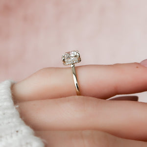 The Aline Set With A 1 Carat Cushion 18K Yellow Gold Lab Diamond
