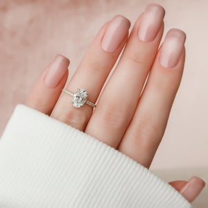 The Aline Set With A 1 Carat Oval 18K Yellow Gold Lab Diamond