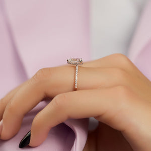 The Aline Set  With A 2 Carat Pear 18K Rose Gold Moissanite