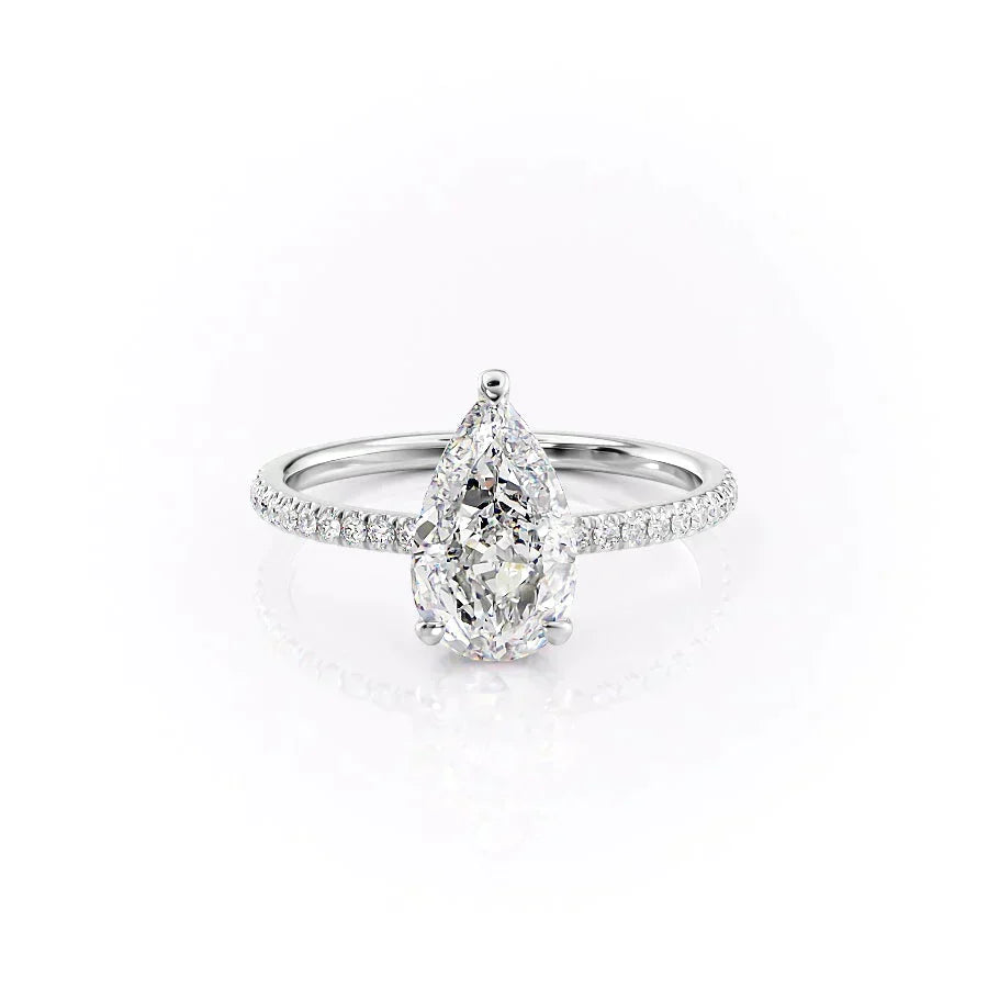 The Aline Set With A 1 Carat Pear 18K White Gold Lab Diamond