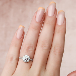 The Aline Set With A 1 Carat Round 14K White Gold Lab Diamond
