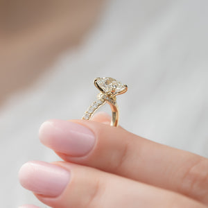 The Sofia Set With A 1 Carat Cushion 18K Yellow Gold Lab Diamond