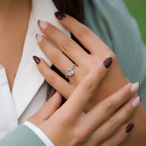 The Kamellie Set With A 1 Carat E. Cushion 14K White Gold Lab Diamond