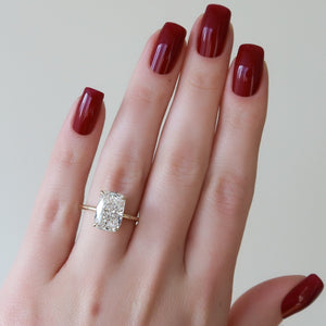 The Kamellie Set With A 1 Carat E. Cushion 14K Yellow Gold Lab Diamond