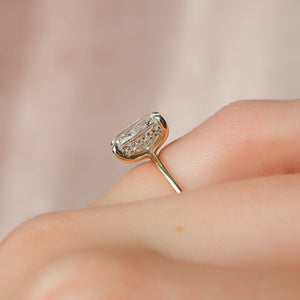 The Kamellie Set With A 1 Carat E. Cushion 14K Yellow Gold Lab Diamond