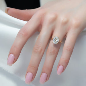 The Kamellie Set With A 2 Carat E. Cushion 14K Yellow Gold Lab Diamond