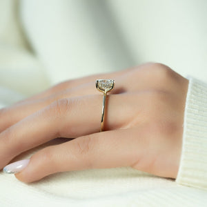 The Kamellie Set With A 2.5 Carat E. Cushion 14K Yellow Gold Lab Diamond