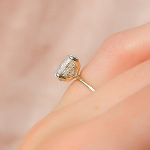 The Kamellie Set With A 2 Carat E. Cushion 14K Yellow Gold Lab Diamond