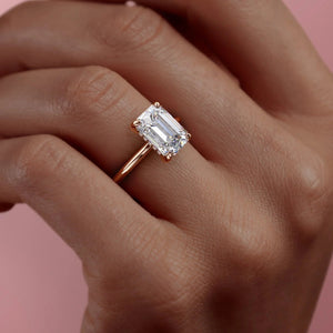 The Kamellie Set With A 1 Carat Emerald 14K Rose Gold Lab Diamond