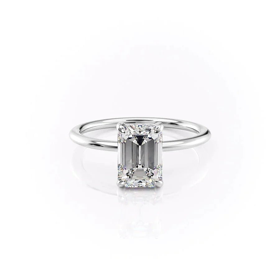 The Kamellie Set With A 2.5 Carat Emerald 18K White Gold Lab Diamond