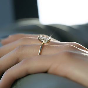 The Kamellie Set With A 1 Carat Emerald 14K Yellow Gold Lab Diamond