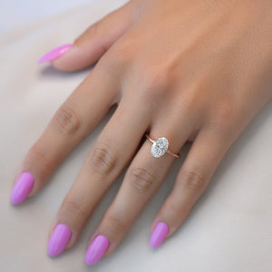 The Kamellie Set With A 1 Carat Oval 14K Rose Gold Lab Diamond