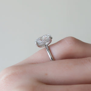 The Kamellie Set  With A 2.5 Carat Oval 14K White Gold Moissanite