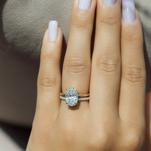 The Kamellie Set  With A 2.5 Carat Oval 18K Yellow Gold Moissanite