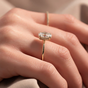 The Kamellie Set  With A 2.5 Carat Oval 18K Yellow Gold Moissanite