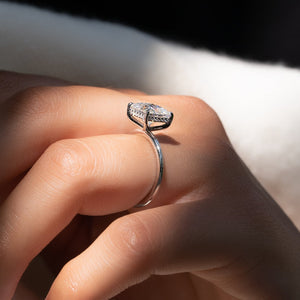 The Kamellie Set With A 2.5 Carat Princess 18K White Gold Lab Diamond