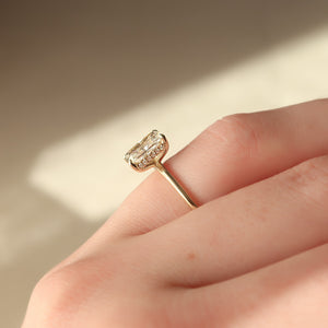 The Kamellie Set  With A 2.5 Carat Radiant 18K Yellow Gold Moissanite