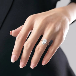 The Kamellie Set With A 1 Carat Marquise 14K Rose Gold Lab Diamond
