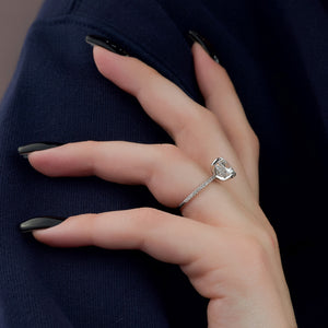 The Kamellie Set With A 1 Carat Cushion 14K White Gold Lab Diamond