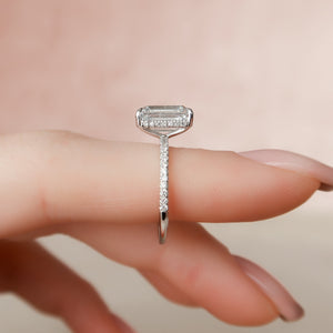 The Kamellie Set With A 1 Carat Emerald 14K White Gold Lab Diamond