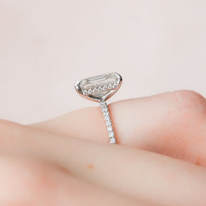 The Kamellie Set With A 1 Carat Emerald 14K White Gold Lab Diamond