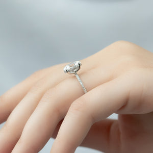 The Kamellie Set With A 1 Carat Oval 14K White Gold Lab Diamond