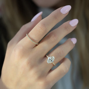 The Kamellie Set With A 1 Carat Oval 18K Yellow Gold Lab Diamond