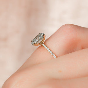 The Pave Kamellie Set With A 2 Carat Oval 18K Yellow Gold Lab Diamond