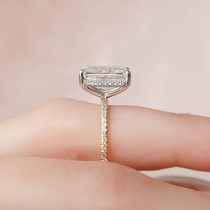 The Pave Kamellie Set With A 1 Carat Radiant 18K Yellow Gold Lab Diamond