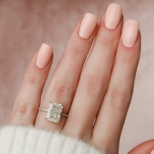 The Pave Kamellie Set With A 1 Carat Radiant 18K Yellow Gold Lab Diamond