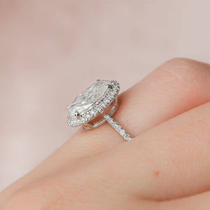 The Michelle Set With A 1 Carat Oval 14K White Gold Lab Diamond