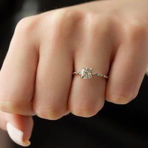 The Alice Set With A 1 Carat Cushion 14K White Gold Lab Diamond