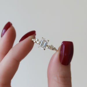 The Mia Set With A 1 Carat Emerald 18K Yellow Gold Lab Diamond