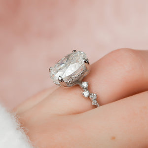 The Mia Set With A 1 Carat Oval 18K White Gold Lab Diamond
