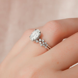 The Mia Set With A 1 Carat Oval 18K White Gold Lab Diamond