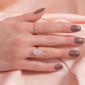The Nelly Set  With A 2.5 Carat Oval 18K Yellow Gold Moissanite