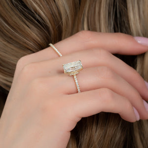 The Nelly Set With A 2 Carat Radiant 18K Yellow Gold Lab Diamond