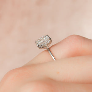 The Crown Kamellie Set  With A 2.5 Carat Princess 14K White Gold Moissanite