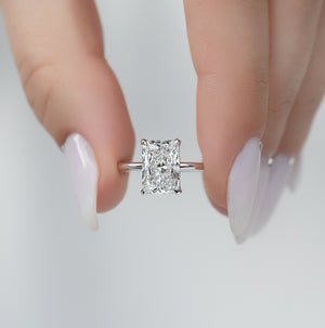 The Crown Kamellie Set  With A 1.5 Carat Radiant 18K White Gold Moissanite