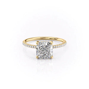 The Crown Kamellie Set With A 2.5 Carat Cushion 18K Yellow Gold Lab Diamond