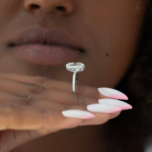The Pave Crown Kamellie Set  With A 5 Carat E. Cushion 14K White Gold Moissanite
