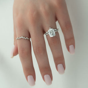 The Pave Crown Kamellie Set With A 2.5 Carat E. Cushion 18K White Gold Lab Diamond