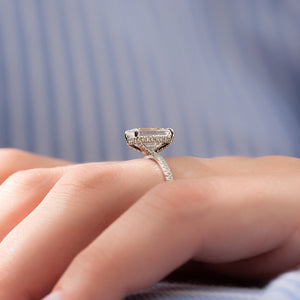 The Pave Crown Kamellie Set With A 1 Carat Emerald 14K White Gold Lab Diamond