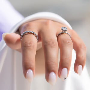The Pave Crown Kamellie Set With A 1 Carat Oval 14K White Gold Lab Diamond