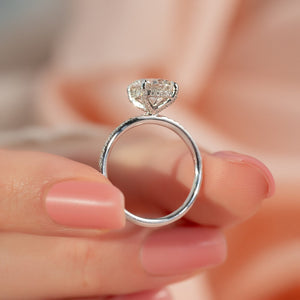 The Pave Crown Kamellie Set With A 1 Carat Round 18K White Gold Lab Diamond
