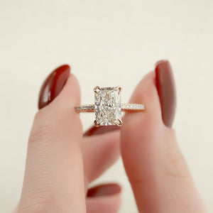 The Pave Crown Kamellie Set With A 1 Carat Radiant 14K Rose Gold Lab Diamond