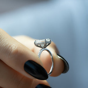 The Pave Crown Kamellie Set With A 1.5 Carat Radiant 14K White Gold Lab Diamond