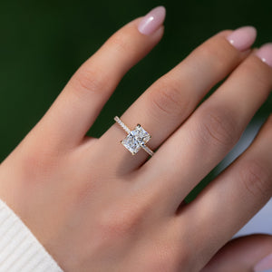 The Pave Crown Kamellie Set  With A 1.5 Carat Radiant 14K Yellow Gold Moissanite