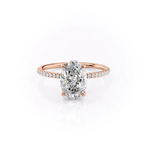 The Pave Crown Kamellie Set  With A 4 Carat Oval 14K Rose Gold Moissanite