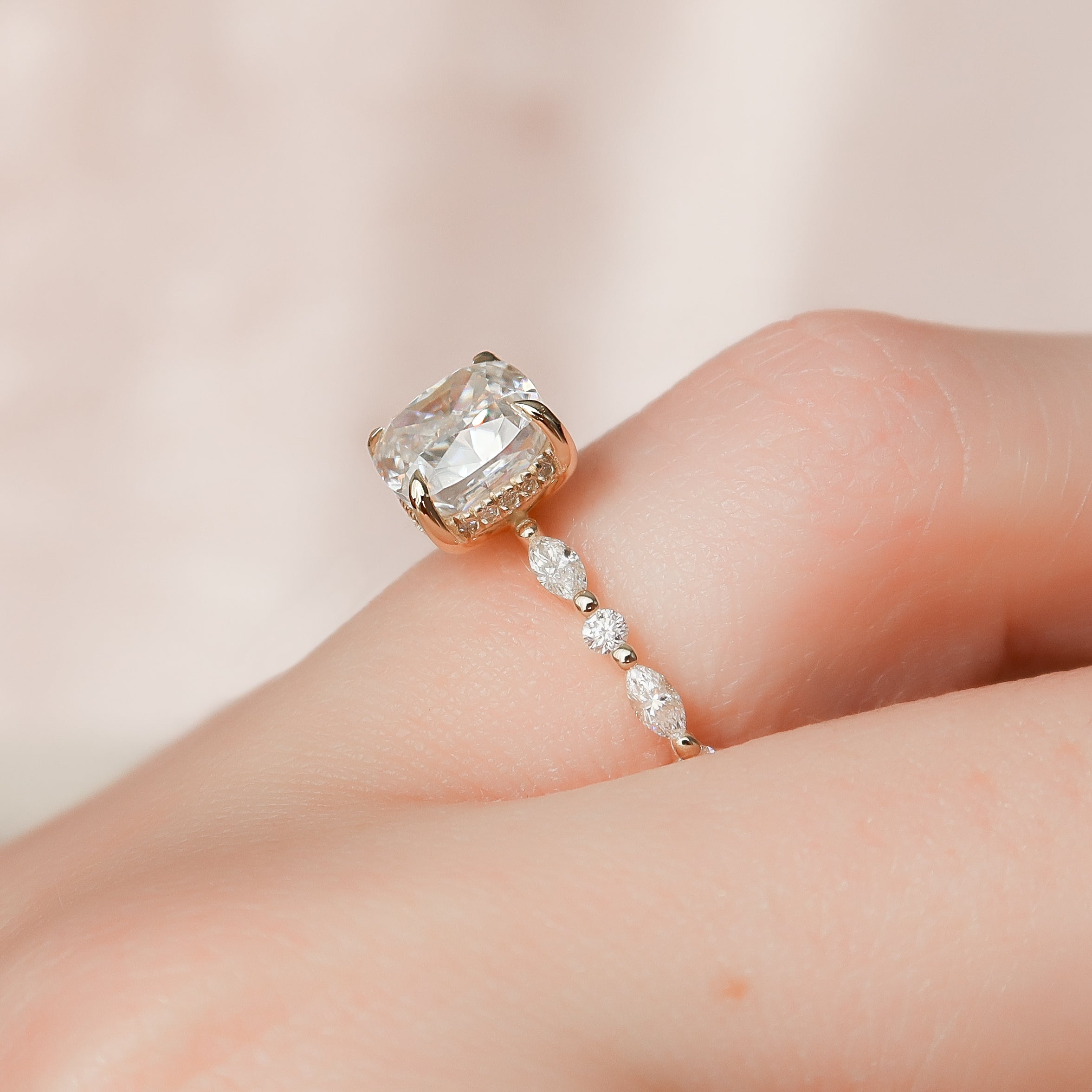 The Lindsey Set With A 1 Carat Cushion 18K Yellow Gold Lab Diamond